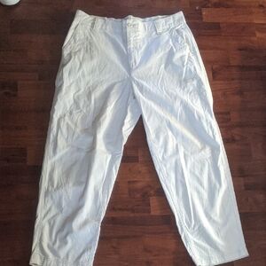 Old Navy Women's Large Light Cream Chinos